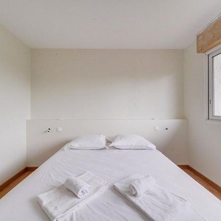 Nice Apartment With Balcony St Genes And Parking Bordeaux Exteriör bild